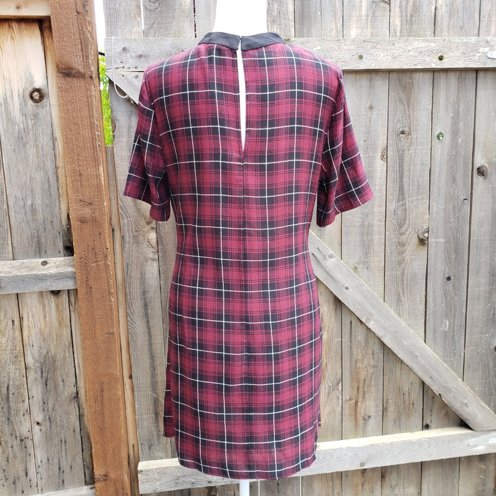 🔽NWT BCBGeneration Plaid Front Tie Dress - Picture 5 of 5